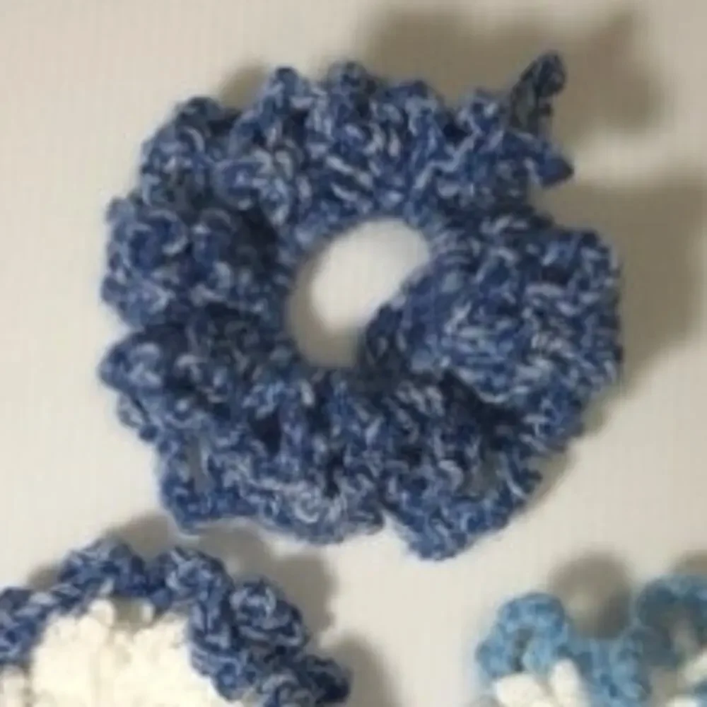 NWT Blue White Handmade Crocheted Hair Scrunchie by Dawny Set of 3